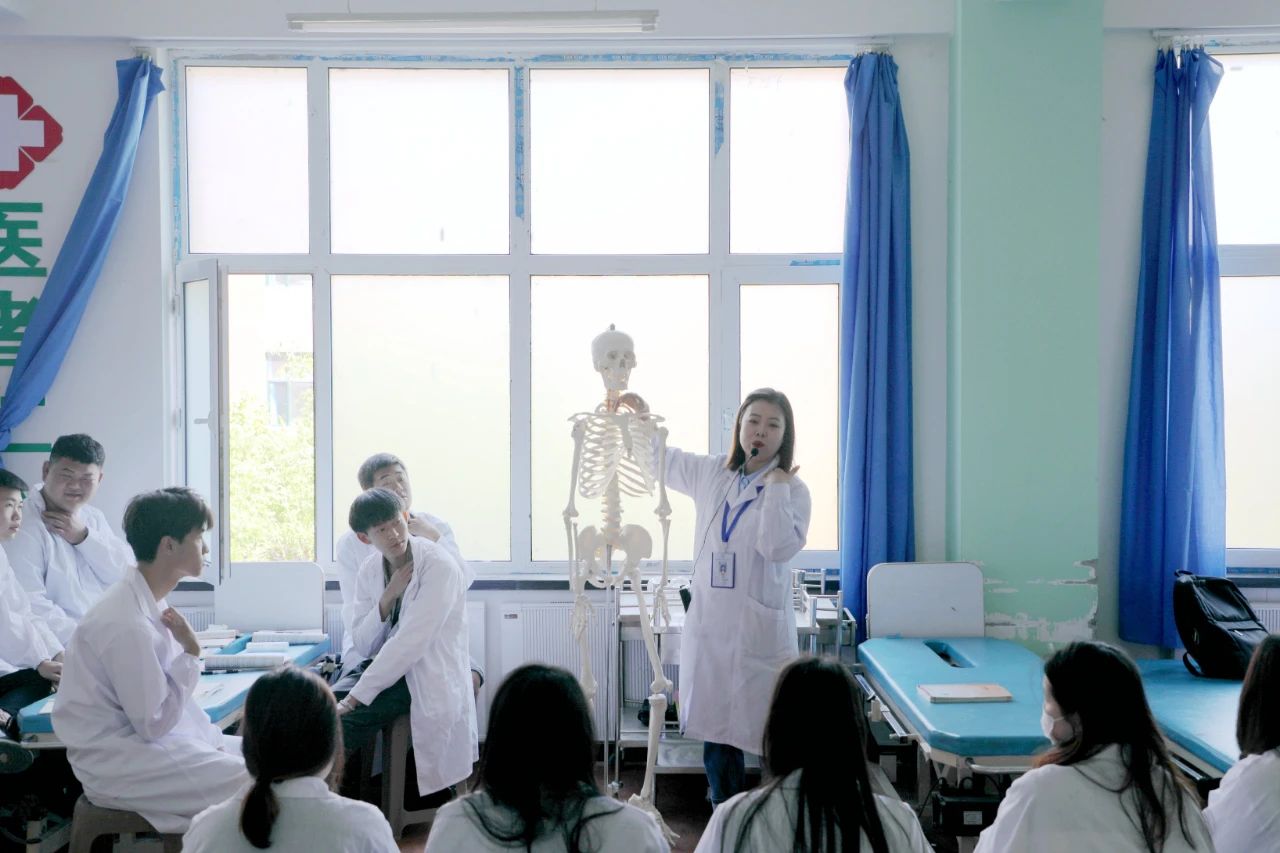 1685512419435856.jpg 1685512419435856.jpg